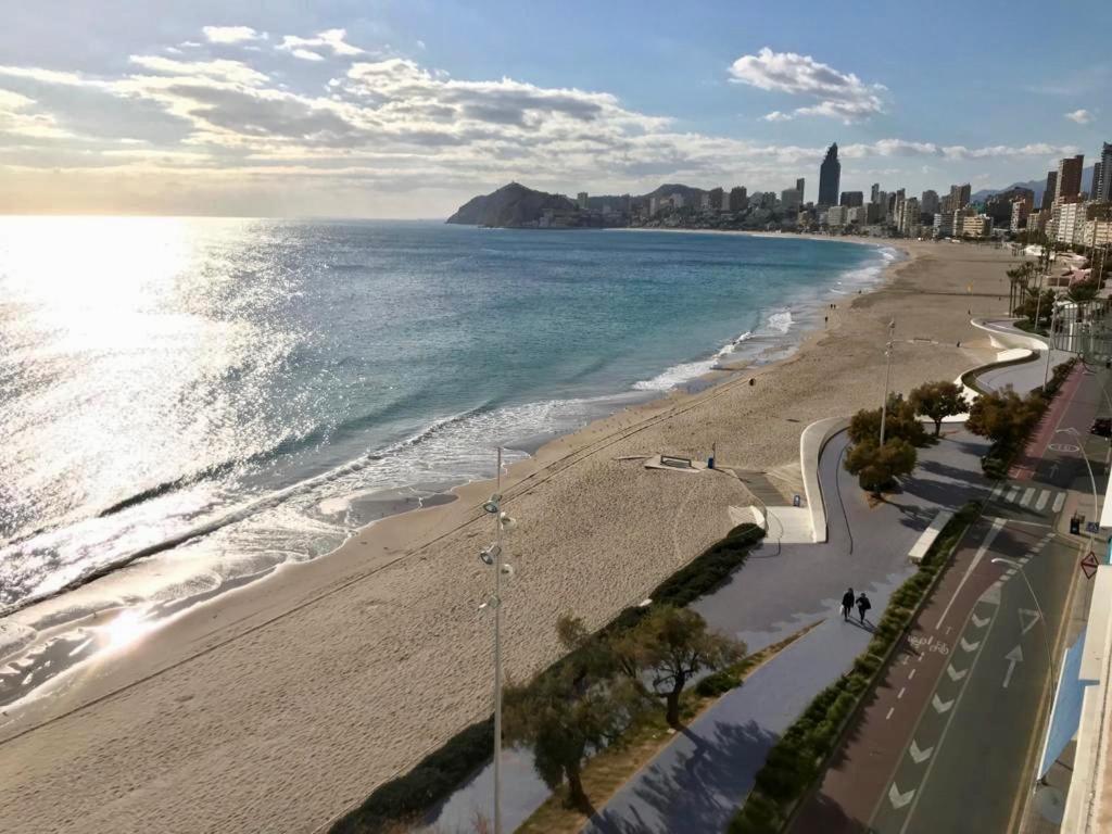 Los Fernandos, 1st line Beachfront Poniente, 2 bedroom apartment Ocean Terrace Benidorm Exterior foto